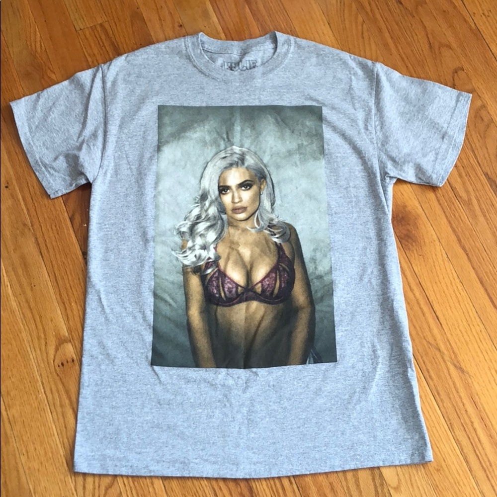 Kylie T-Shirt